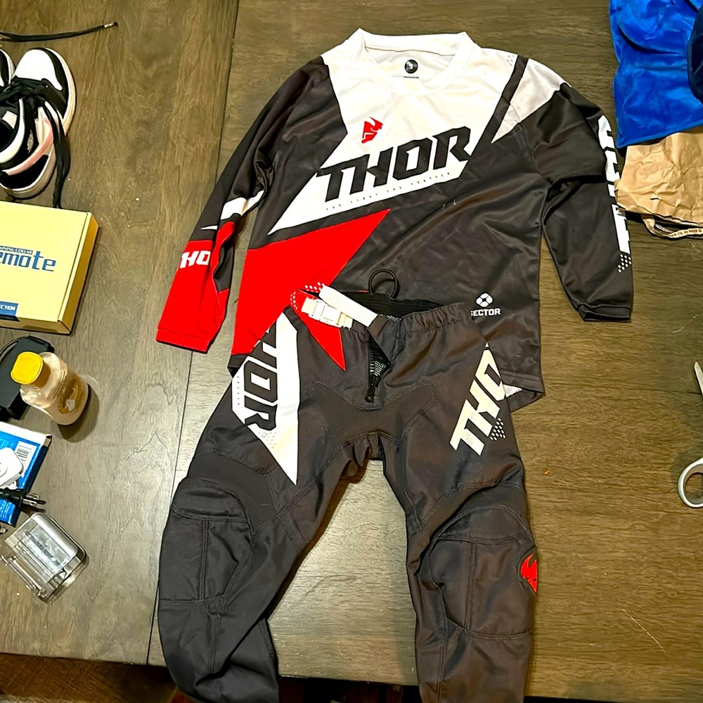 *SOLD*THOR dirtbike outfit